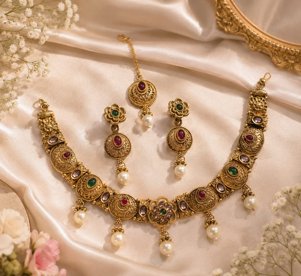 Traditional Kundan Gold-Plated Necklace Set with Earrings & Maang Tikka for Women