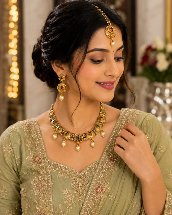 Traditional Kundan Gold-Plated Necklace Set with Earrings & Maang Tikka for Women